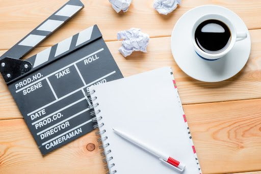 מדוע כתיבת תסריט היא חלק מרכזי בהפקת סרטון תדמית לעסק